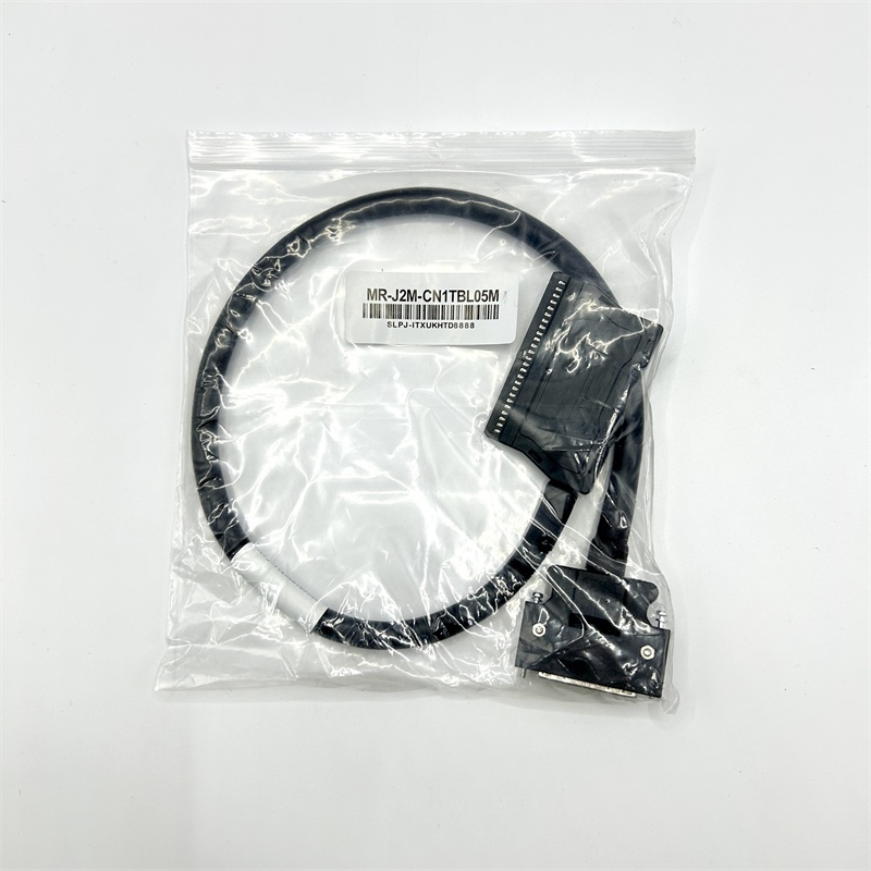 NEW MR-J2M-CN1TBL05M Compatble Mtsubsh 0.5M Servo Cable One Year